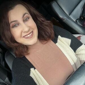 Meet your Posher, Anastassia